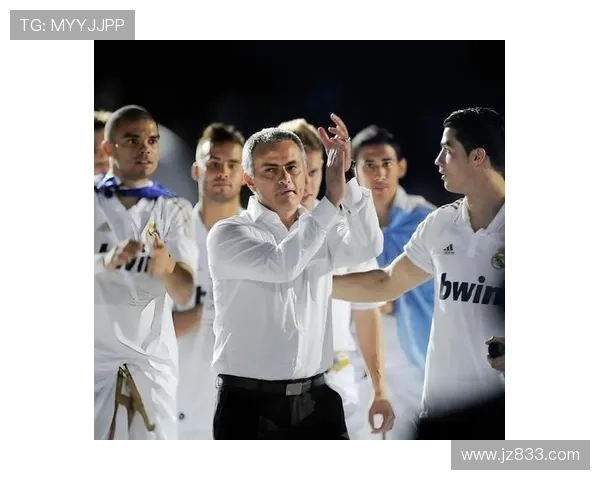 米歇尔:赫罗纳在享受自己的欧冠之夜;我祝贺了恩里克的成就 米歇尔:赫罗纳在享受自己的欧冠之夜;我祝贺了恩里克的成就